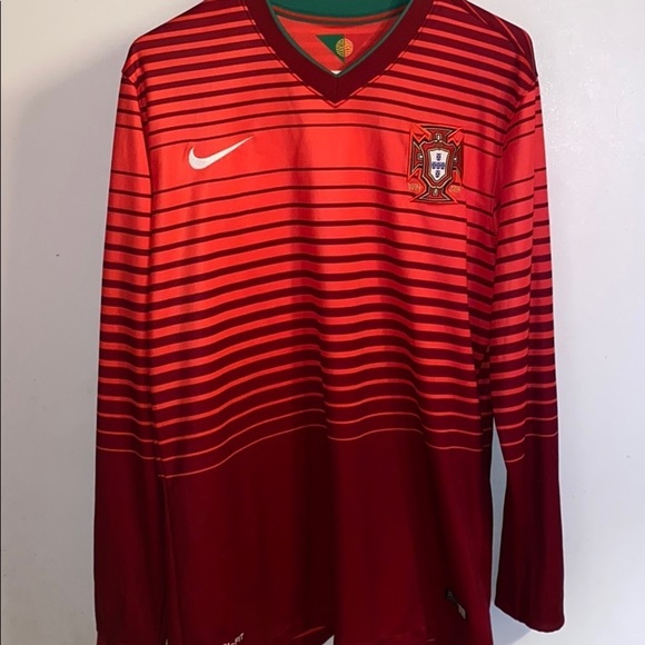 NWOT 2014 Portugal World Cup Jersey - Picture 7 of 8